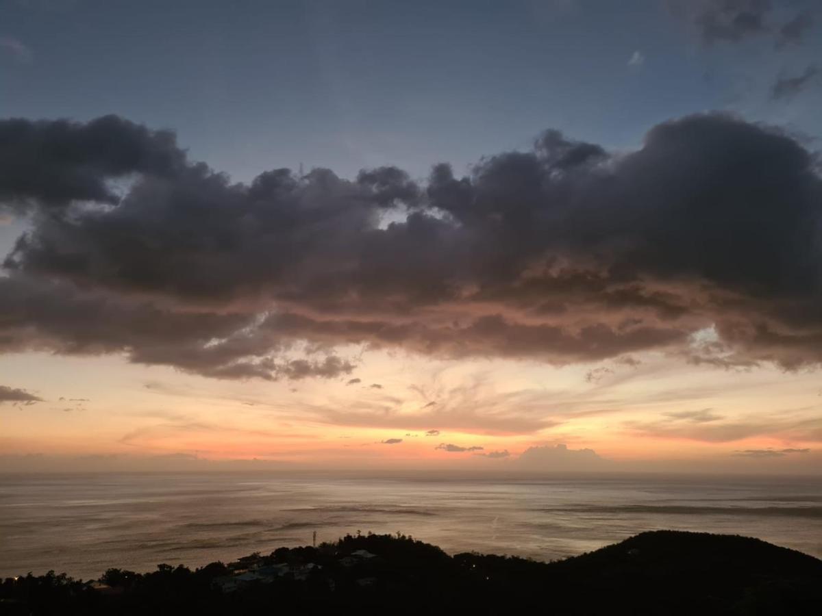 Paradis Au Soleil, Vue Panoramique Sur Mer Bouillante Exterior foto